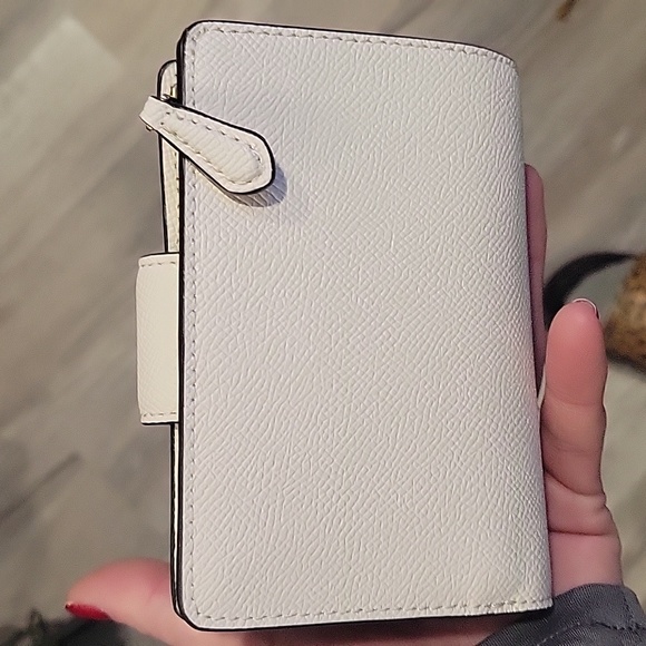 Coach wallet - Picture 3 of 3